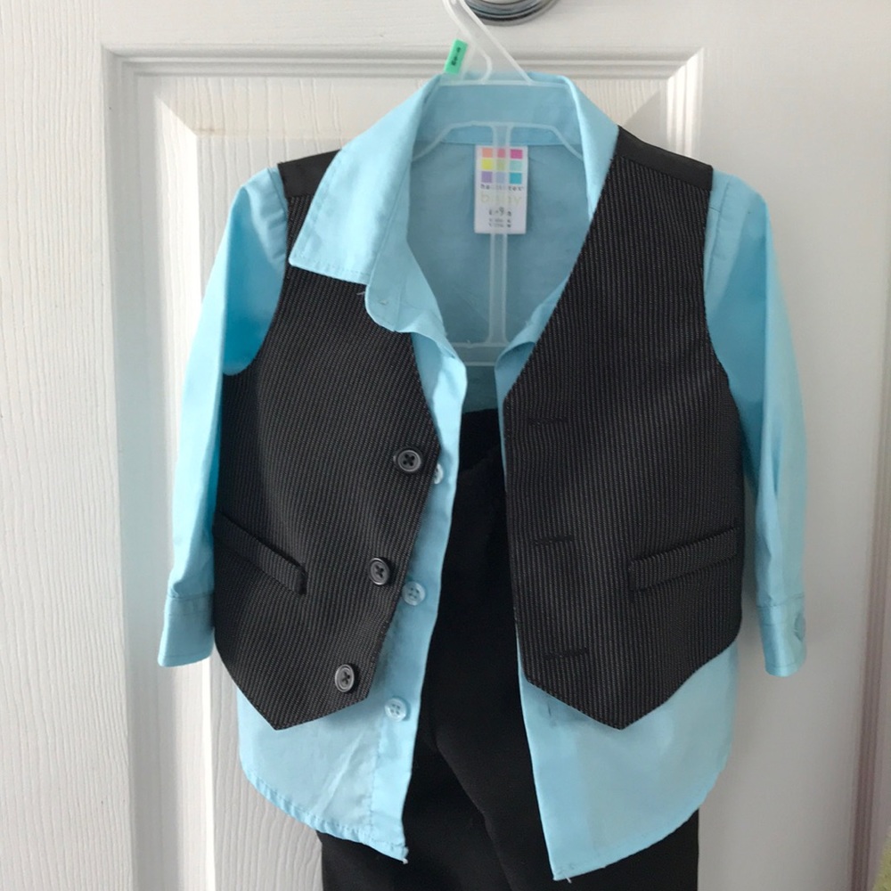 Healthtex baby 6-9 months three piece suit